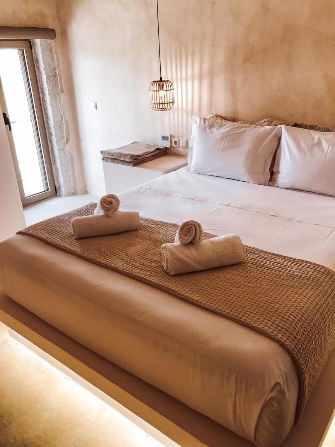 Mani Luxury Suites And Studios In Gytheio With Private Pools Екстериор снимка
